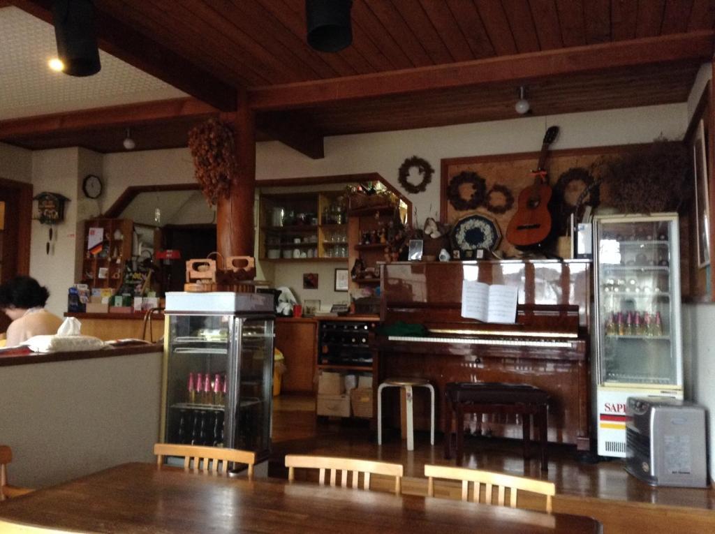 ホテル ペンション　グラスホッパー 軽井沢町 エクステリア 写真